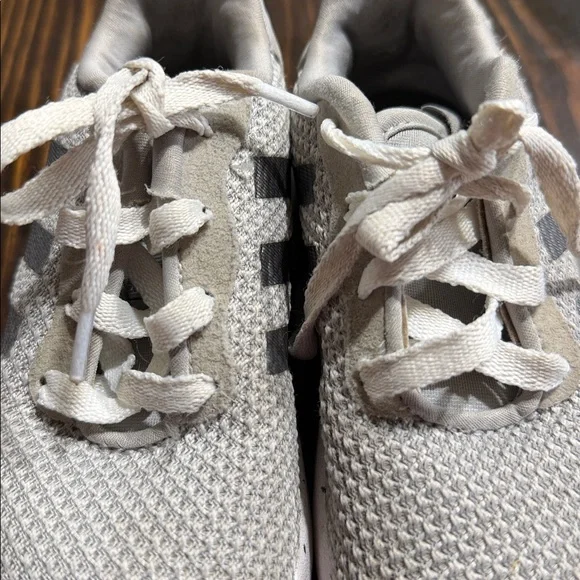 Toddler Boy Adidas tennis shoes - Picture 7 of 8